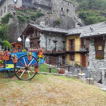 Villa La Coccinella Donnaz Esterno foto